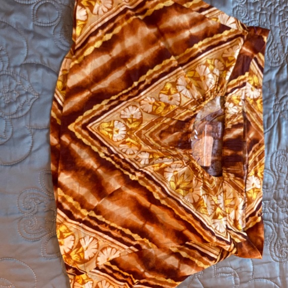 Free people top with optional straps included - Picture 3 of 3